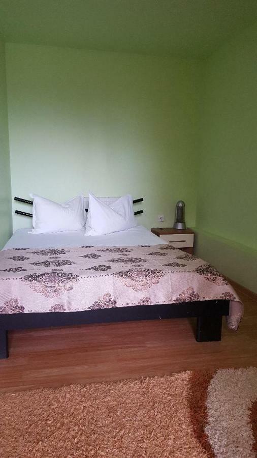 Appartamento Casa Ana Cluj Esterno foto